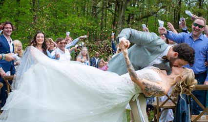 Just Peachy Wedding Photography