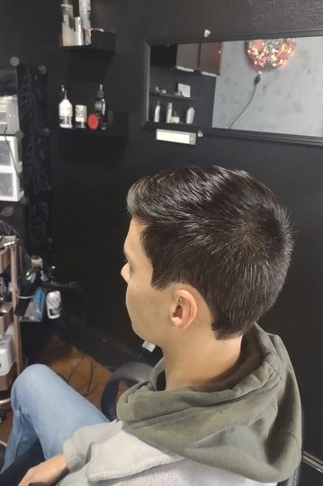 Groomsmen Hairquarters