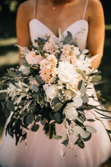 Glenda's Lakewood Flowers