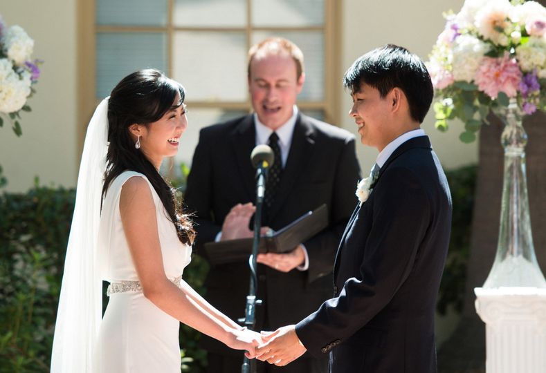 15 Questions To Ask Your Wedding Officiant Weddingwire