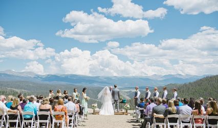 Extraordinary Blooms and Event Planning, LLC