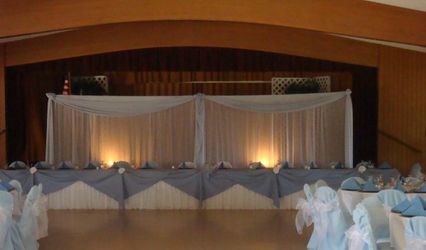 Amor Chair Covers & Balloons