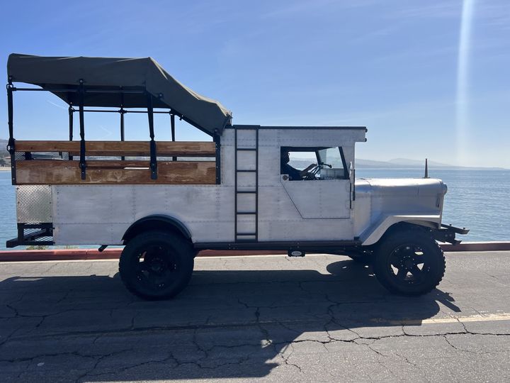 Hop On Safari