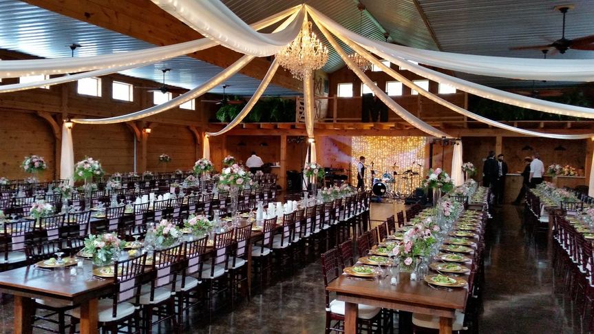 The Saltbox Inn & Stables