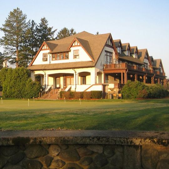 Beverly Golf & Tennis Club