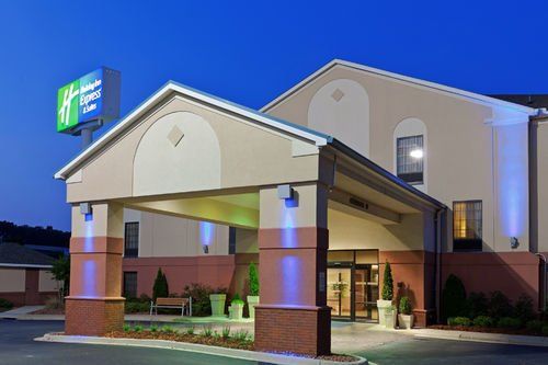 Holiday Inn Express & Suites Birmingham Ne - Trussville