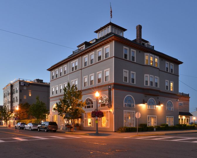 Majestic Inn & Spa