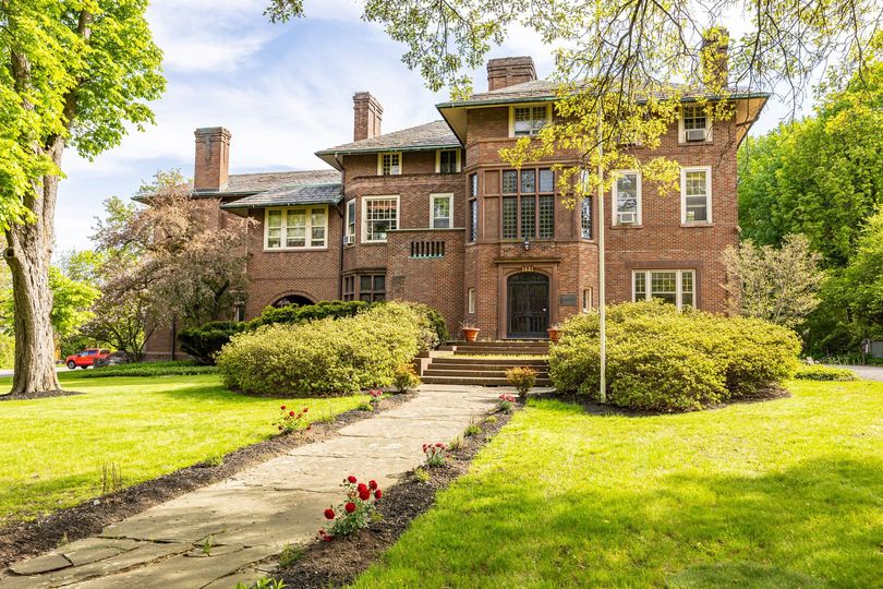 The Lyon Mansion
