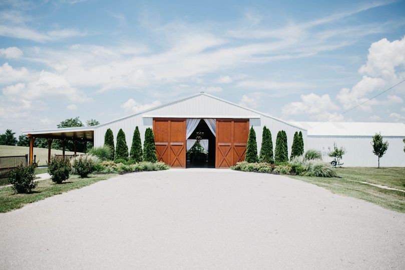 Bluegrass Wedding Barn Venue Danville Ky Weddingwire