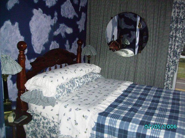 Inn at Holmes Hill