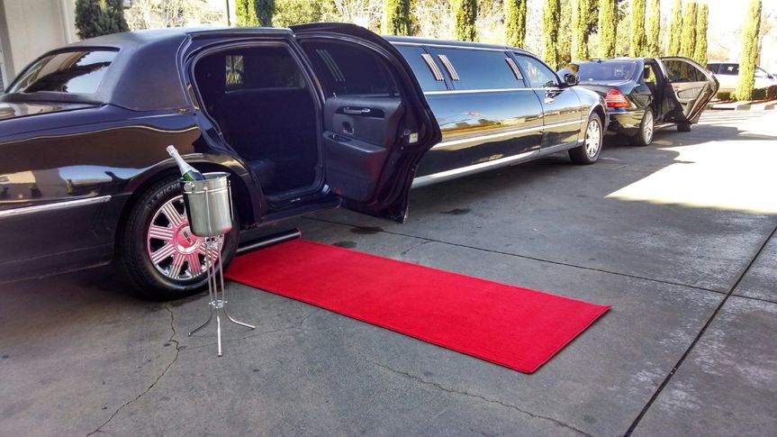 Executive Charters & Limousine