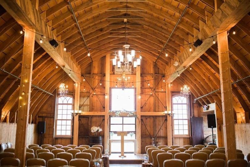 Simply Country Barn Venue Appleton Wi Weddingwire