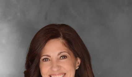 Rev. Linda Venniro