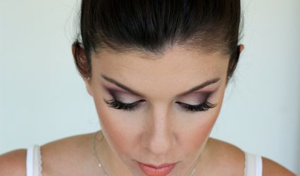 BLOOM BEAUTY BAR