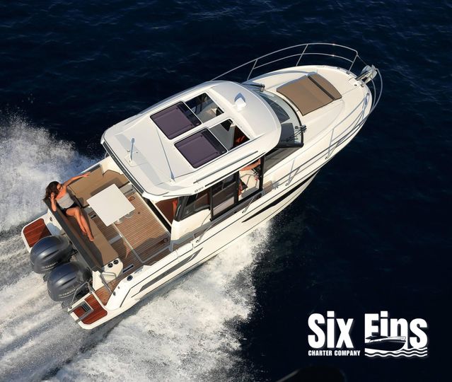 Six Fins Charter