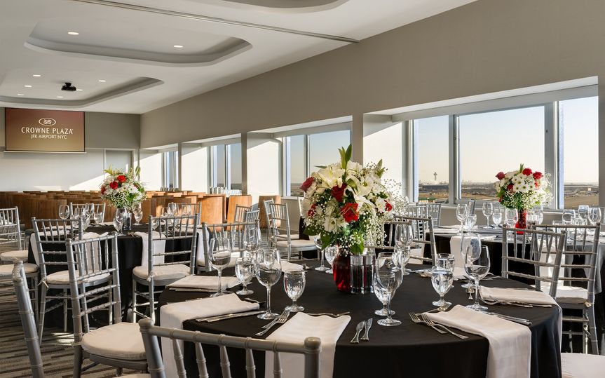 Crowne Plaza JFK Airport New York City, an IHG Hotel