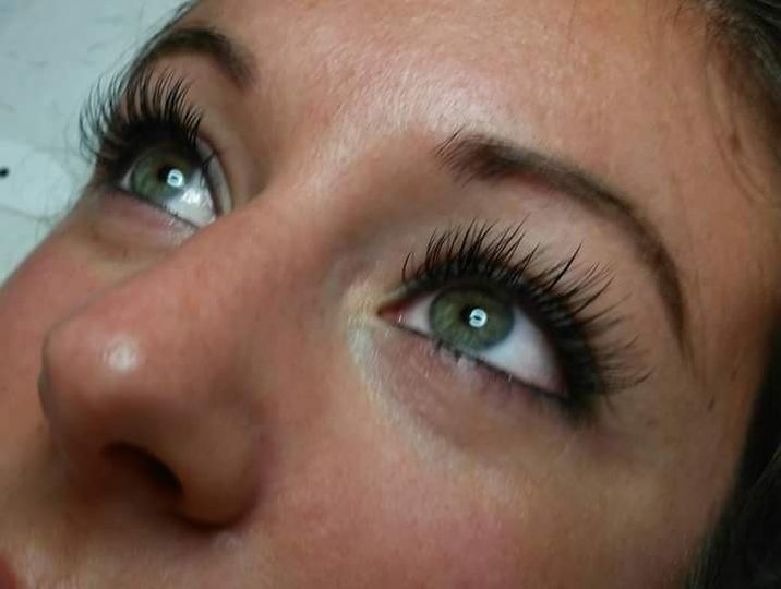 Butterfly Kisses Lash Studio