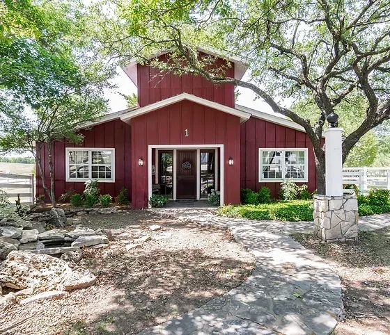 Country Ridge Cottage