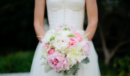 Petals by the Shore Wedding & Event Floral Designs