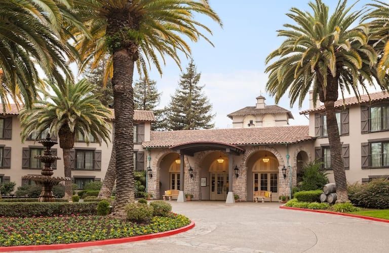 Embassy Suites by Hilton Napa Valley