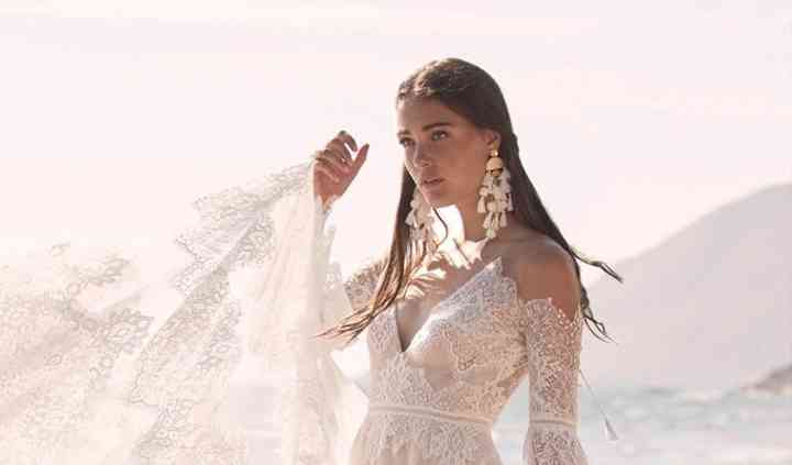 Utah Wedding Dresses Reviews For 36 Bridal Shops Another way to save on your wedding gown is to skip any ornate embellishments and find a basic gown. utah wedding dresses reviews for 36