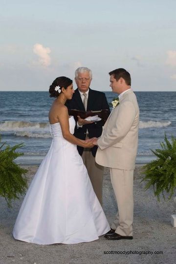A Wedding By The Sea