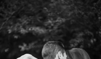 Hannah Elizabeth Fine Art LLC