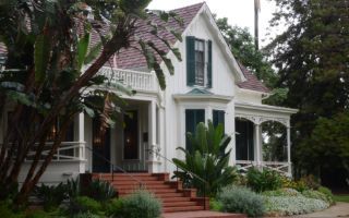 Rancho La Patera & Stow House