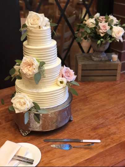 Colie's Cakes & Pastries