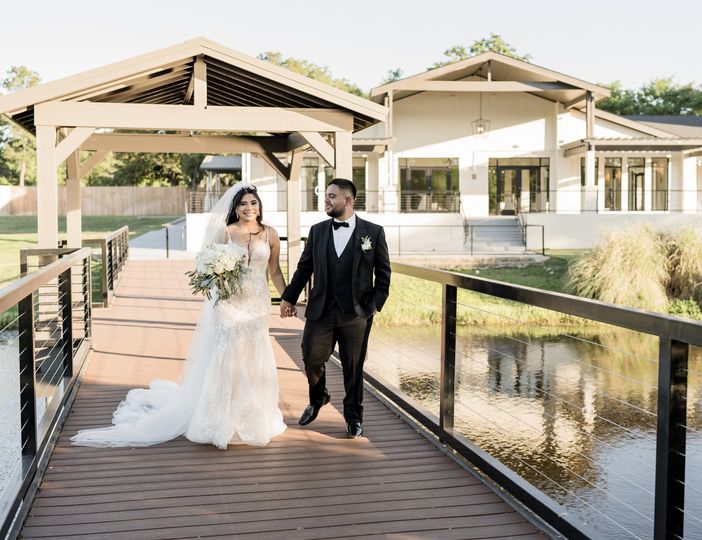 Hidden Pines | Lake Houston by Walters Wedding Estates