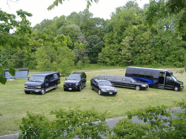 Lighthouse Limousines and Sedan