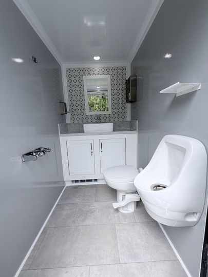 TCS Ten-Co Services LLC Luxury Restroom Trailers