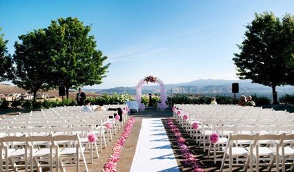 Bridevine & Branches {Event Design + Floral Design + Wedding Planning