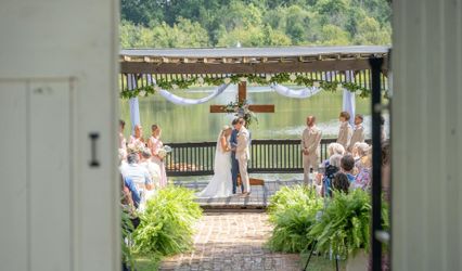 Magnolia Oak Photography