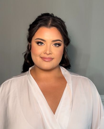 Artiora Beauty