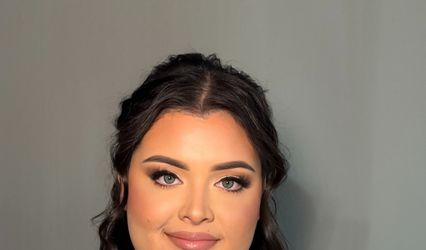 Artiora Beauty