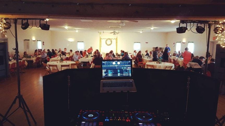 DJ Charlo Professional DJ Services