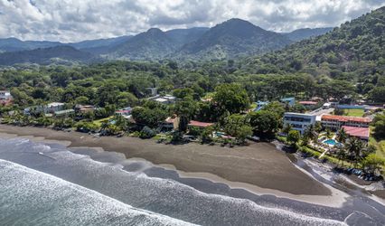 Casa Rio Mar Luxury Villas