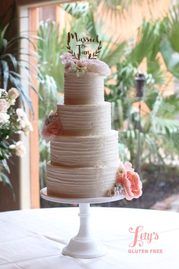 Lety S Gluten Free Wedding Cake Houston Tx Weddingwire
