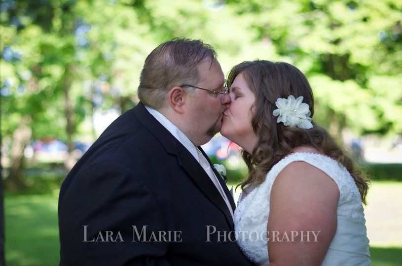 Lara Marie Photography