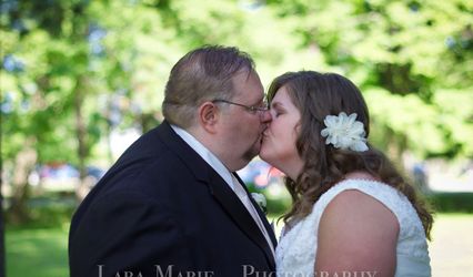 Lara Marie Photography