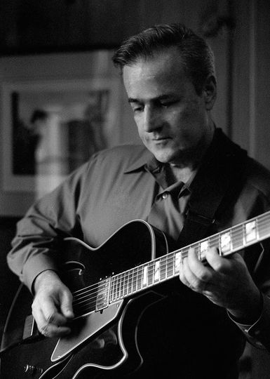 John Monllos- Guitarist
