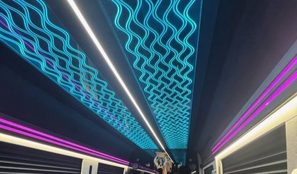 DreamRide Party Bus & Limousines