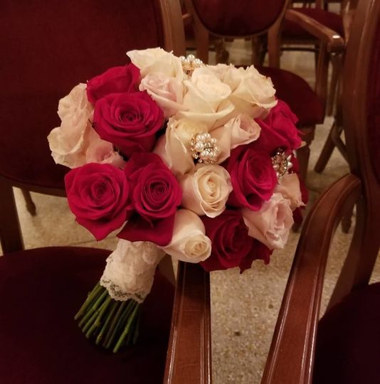 Scepter Brides Flowers Flowers New Windsor Ny Weddingwire