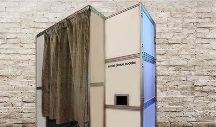 Social Photo Booths