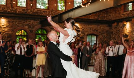 Gathered Here Weddings