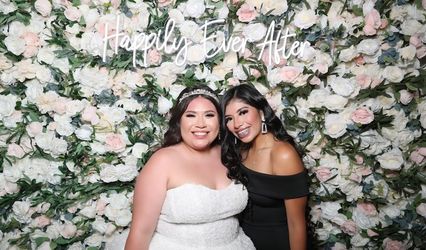 Teziti Photo Booth Rentals LLC