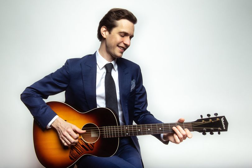 Andrew Louis - Acoustic Fingerstyle Guitarist