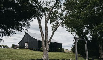 Black Barn at Stone Creek