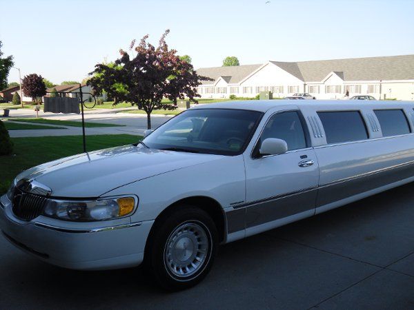 Stargazer Limousine Service Llc Transportation Tomahawk Wi Weddingwire